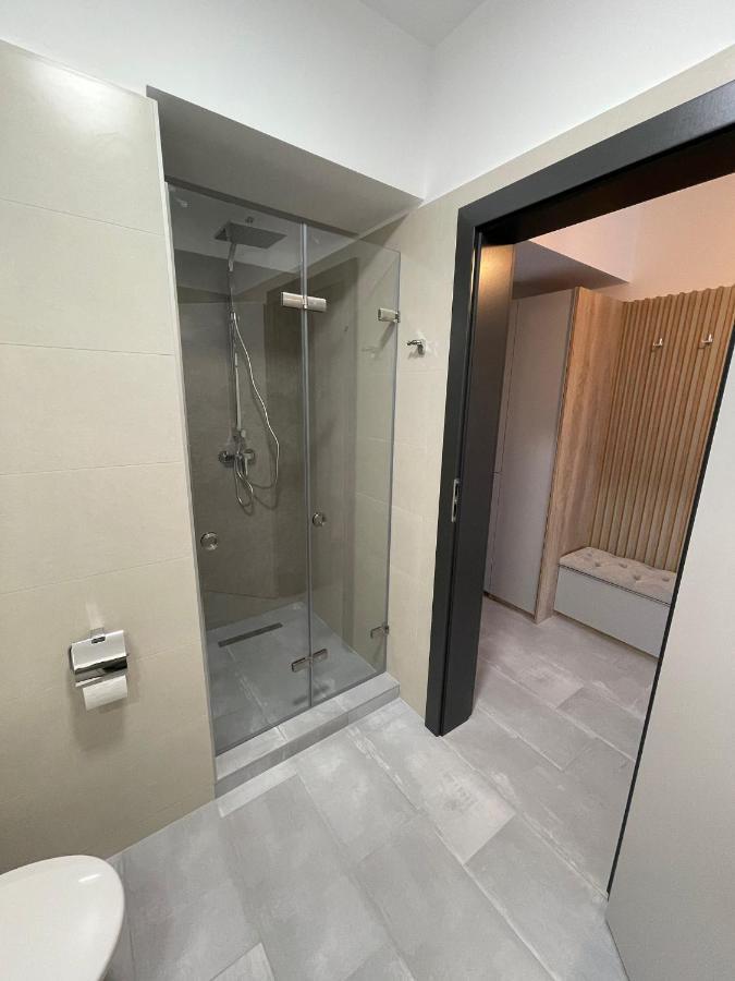 Mirage Sea Breeze Apartment Mamaia Exterior foto