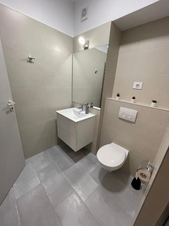 Mirage Sea Breeze Apartment Mamaia Exterior foto
