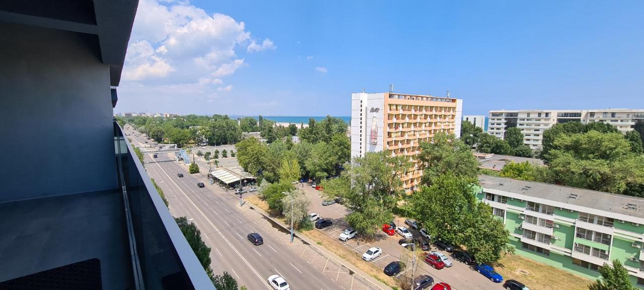 Mirage Sea Breeze Apartment Mamaia Exterior foto